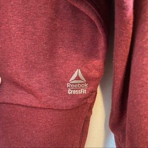 Reebok CrossFit cropped cranberry sweatshirt SZ large
